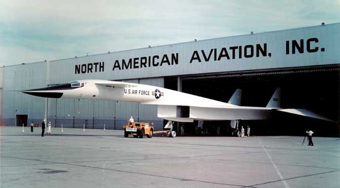 picture of XB-70 rolling out of hangar